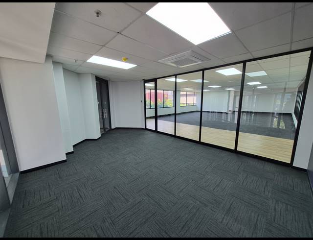 214M² OFFICE TO LET IN SANDOWN